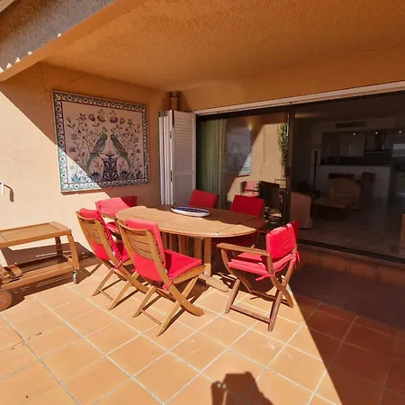 Apartment 3 Pieces Climatise Avec Piscine Et Acces - Fr-1-780-53