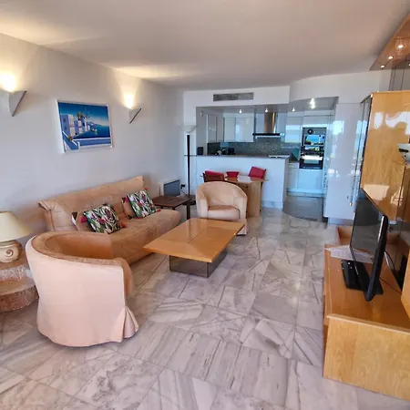 3 Pieces Climatise Avec Piscine Et Acces - Fr-1-780-53 Apartment *